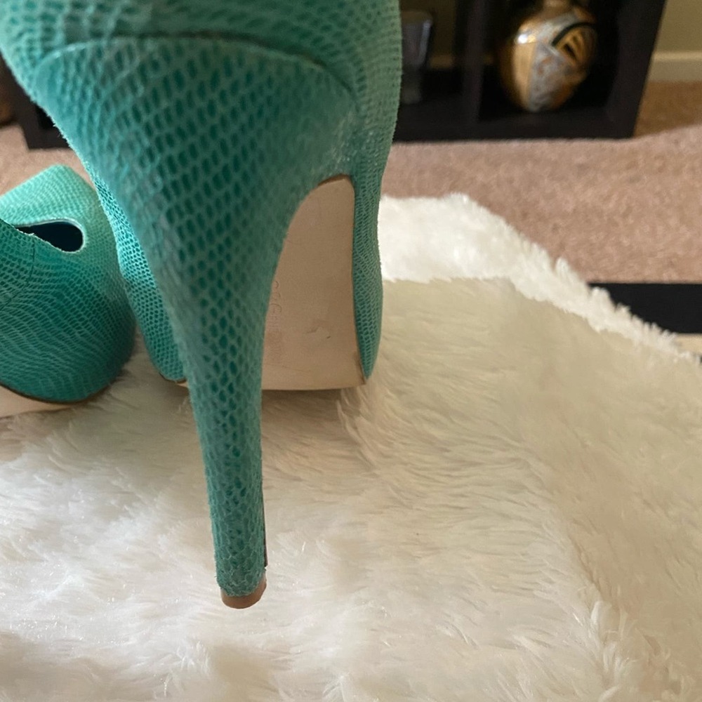 Bcbgeneration Almond Toe Pump - image 5